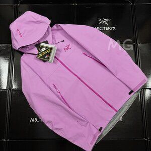 Arcteryx hooded hardshell jacket, size M.